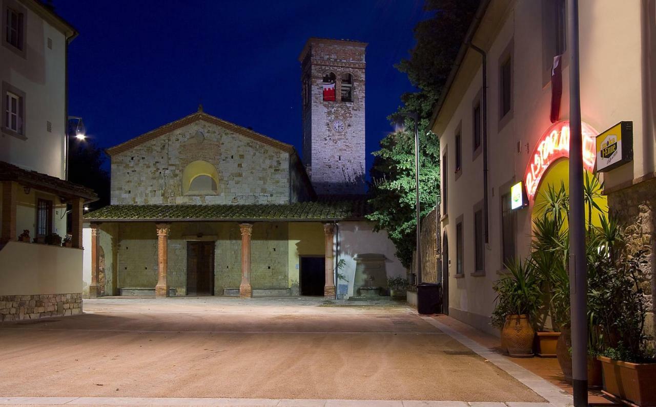 Borgo Della Rocca Acomodação com café da manhã Montemurlo Exterior foto