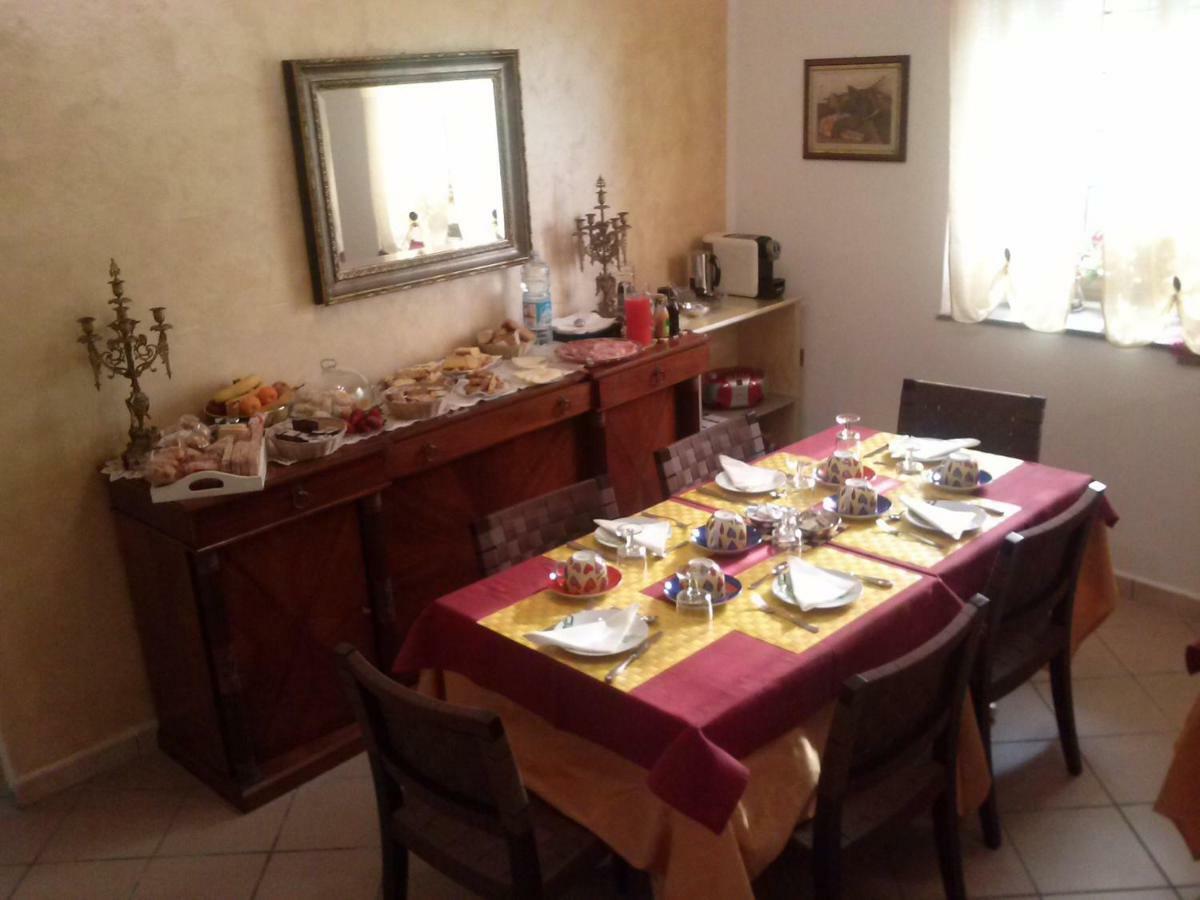 Borgo Della Rocca Acomodação com café da manhã Montemurlo Exterior foto