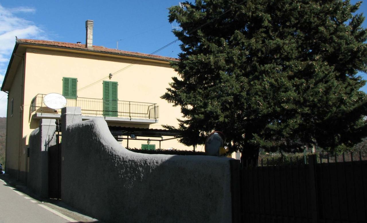 Borgo Della Rocca Acomodação com café da manhã Montemurlo Exterior foto
